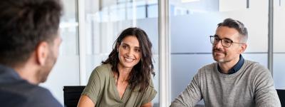 Ehepaar beim Hauskauf - Grenzland Immobilien